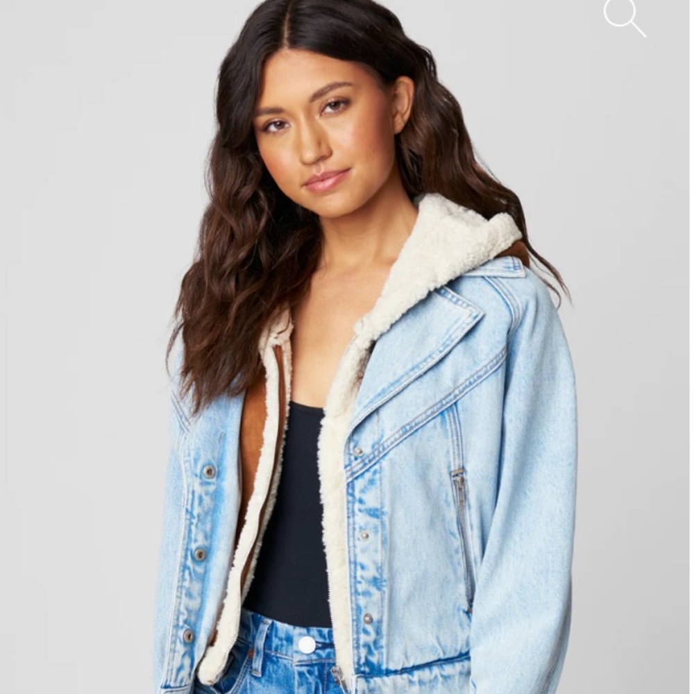 BLANKNYC Starflower jacket SOLD OUT! SO Cute! 🌟🌸🩵